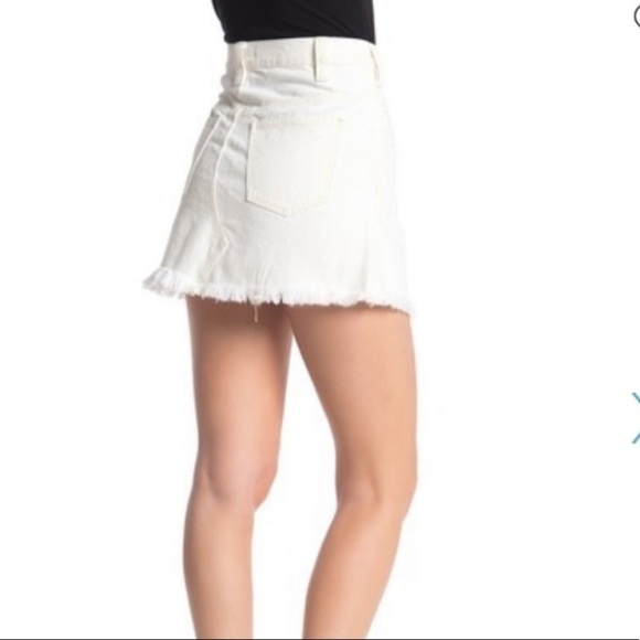 Free People Women's Sidecar Mini Jean Skirt White in Size 25 - Picture 6 of 12